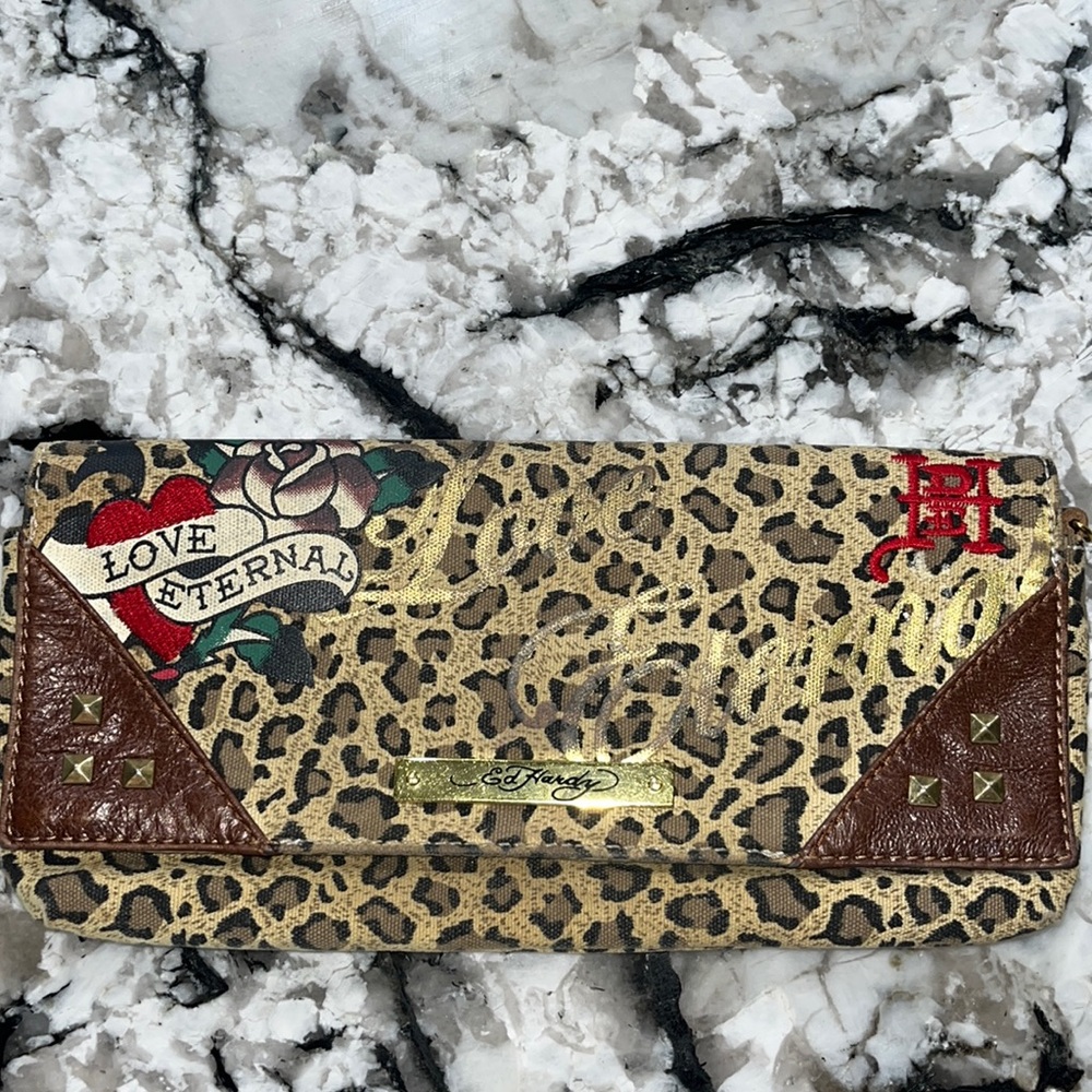 Ed Hardy Love Eternal clutch